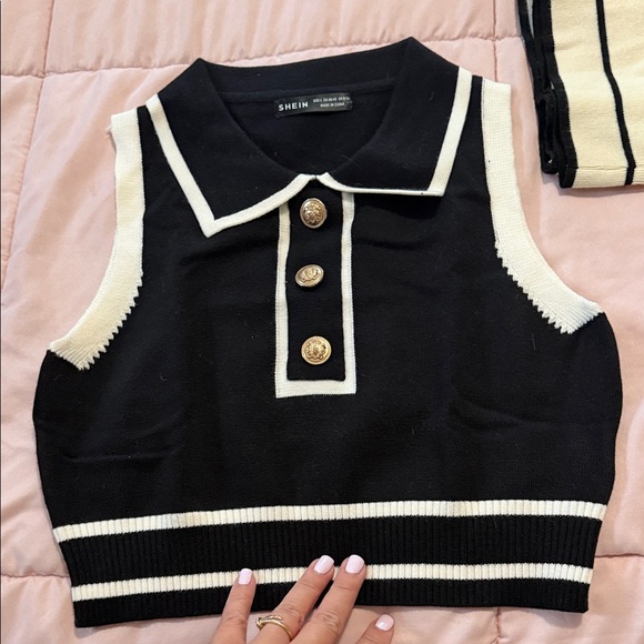 SHEIN Tops - SHEIN Black & White Collared Knit Crop Tank with Gold Buttons